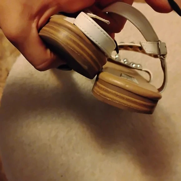 Steve Madden Strappy Bobble Sandals - Picture 7 of 12